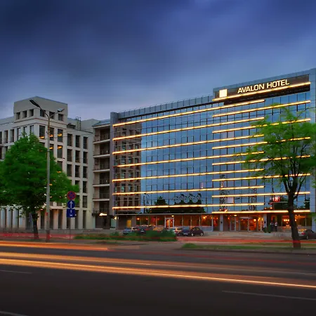 Avalon & Conferences Готель 4*
