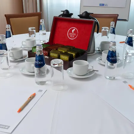 Avalon & Conferences מלון ריגה