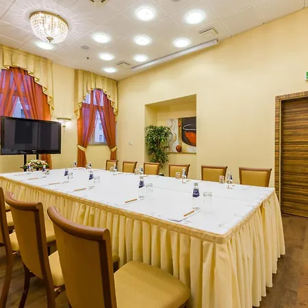 Avalon & Conferences מלון 4*