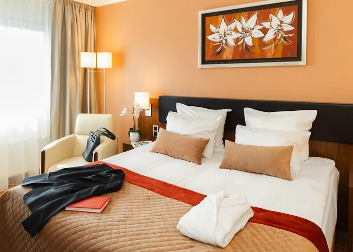 Avalon Hotel&conferences Hotel