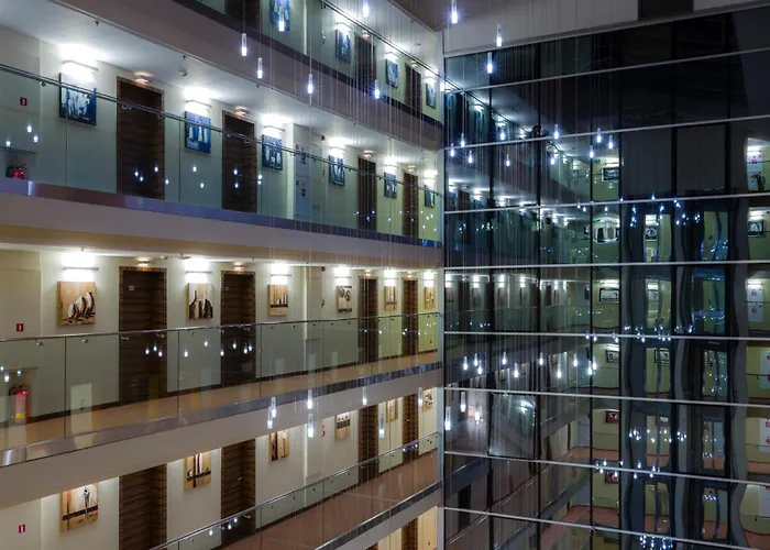 Avalon & Conferences 4*