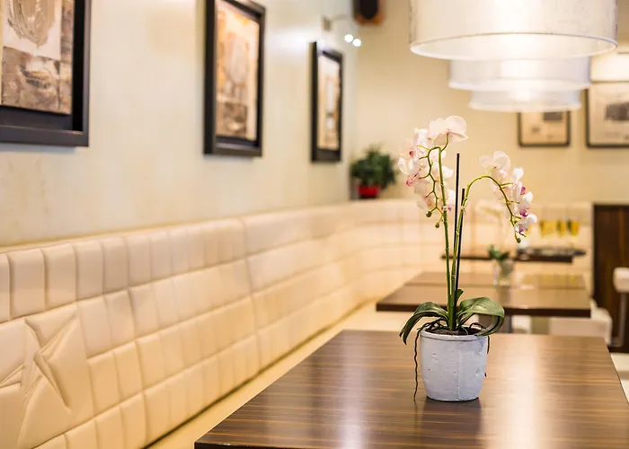 Hotel Avalon Hotel&conferences 4*