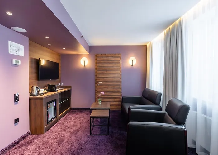 Avalon & Conferences Hotel