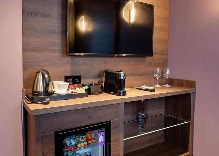 Avalon Hotel&conferences 4* Riga