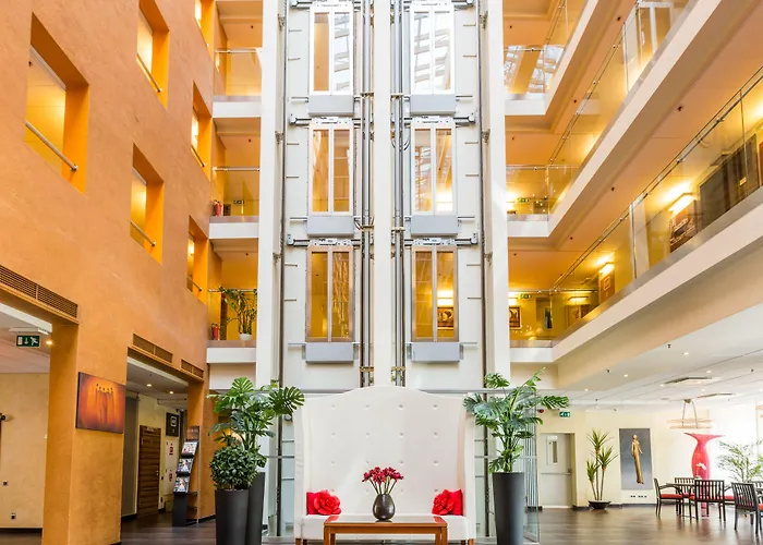 Avalon & Conferences Hotel