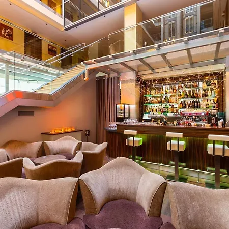 Avalon & Conferences Hotel 4*