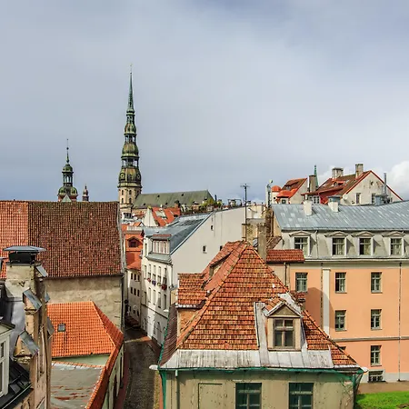 Avalon & Conferences Hotel 4*