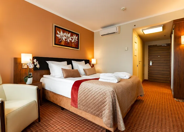 Hotel Avalon & Conferences