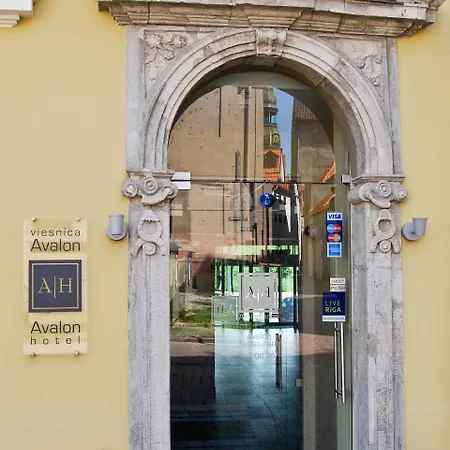 Hotel Avalon & Conferences 4*